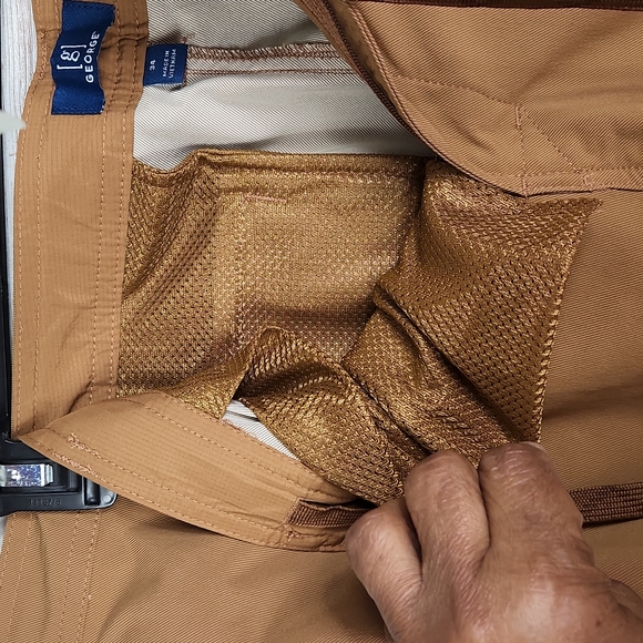 NWOT, George, 0272, Tan, men's at the knee shorts. Sz 34 length 20.5 - Picture 5 of 6